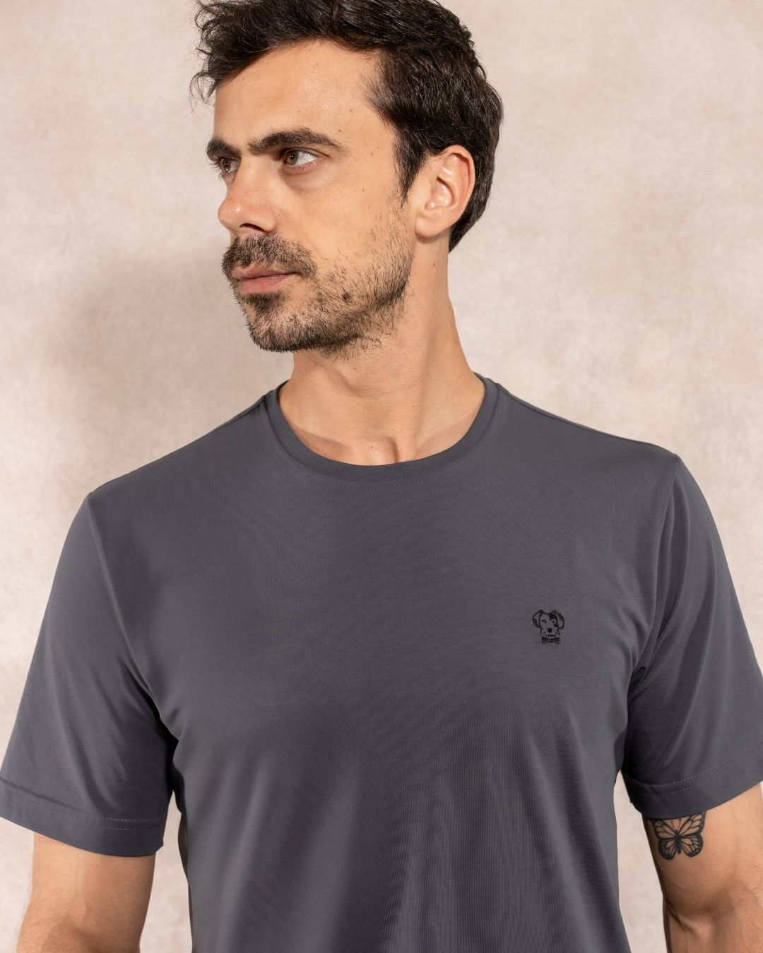 Camiseta Antimanchas Gris Oscuro - Regular Fit