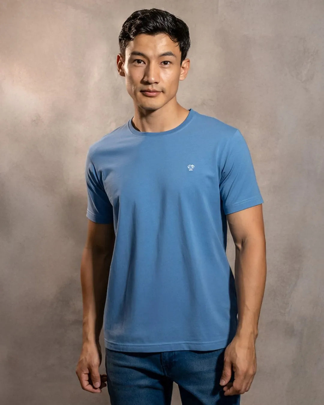 Camiseta Antimanchas Azul Chino - Talla Regular