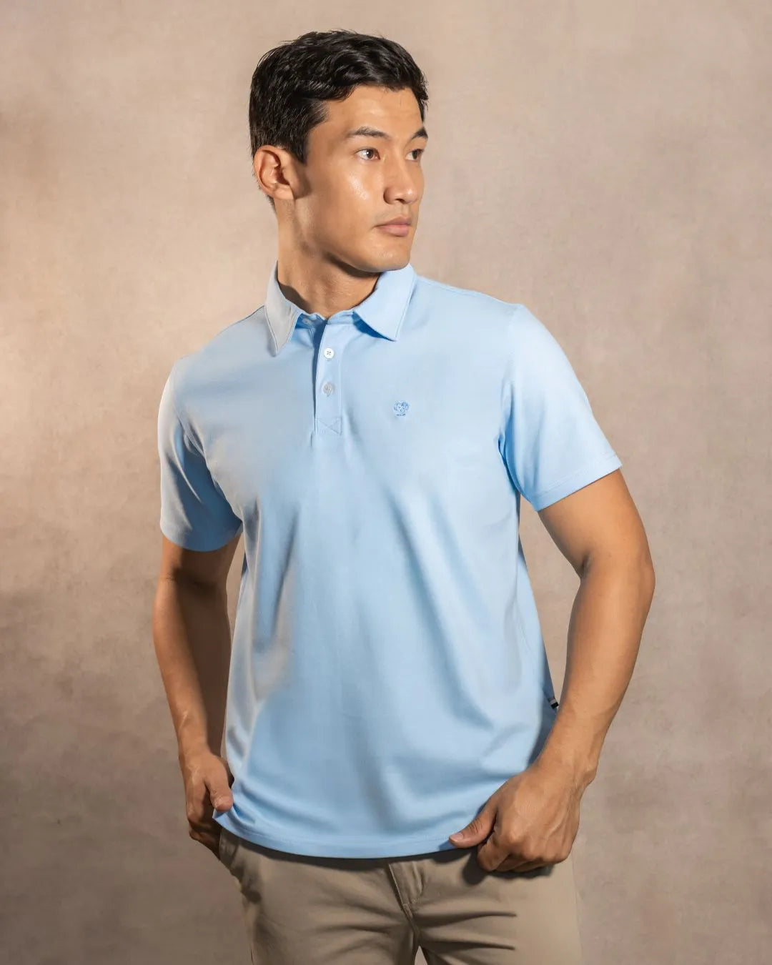 Polo Antimanchas Cuello Rígido Azul Celeste - Regular Fit