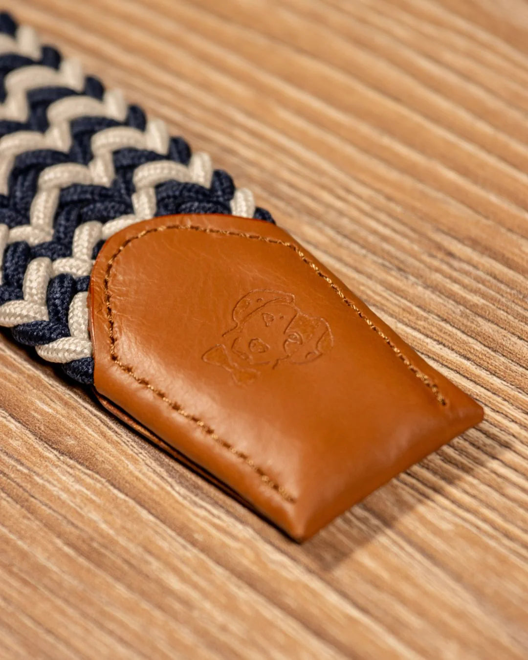 Cinturón Elástico Ivory Acabados Azules