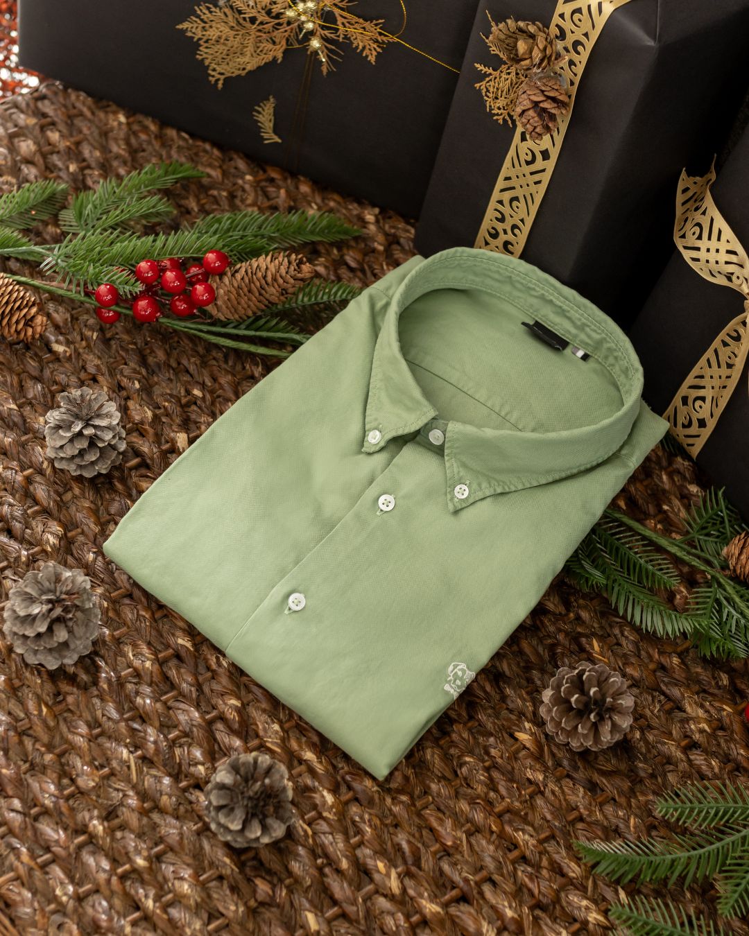 Camisa Antimanchas Oxford Verde Sage Logo Contraste - Regular Fit