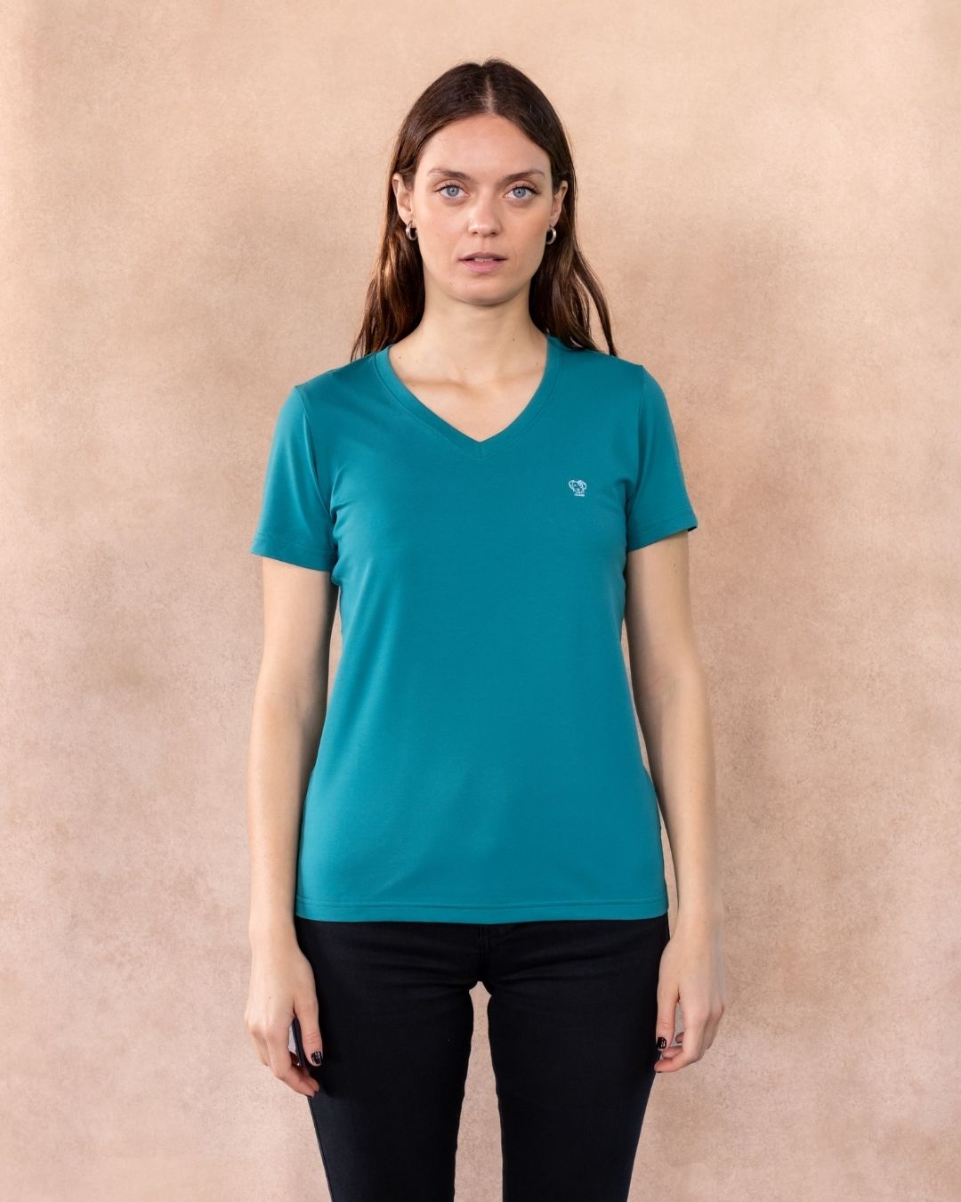 Camiseta Antimanchas  Cuello V Verde Jade