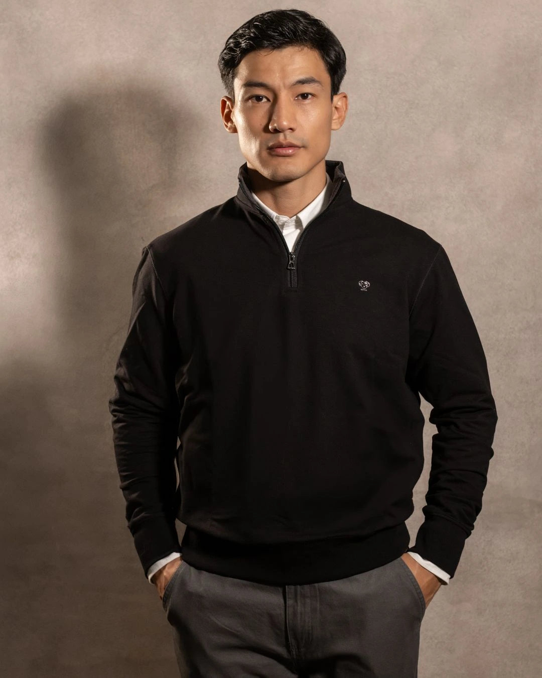 Viana Sweater Black Antimanchas